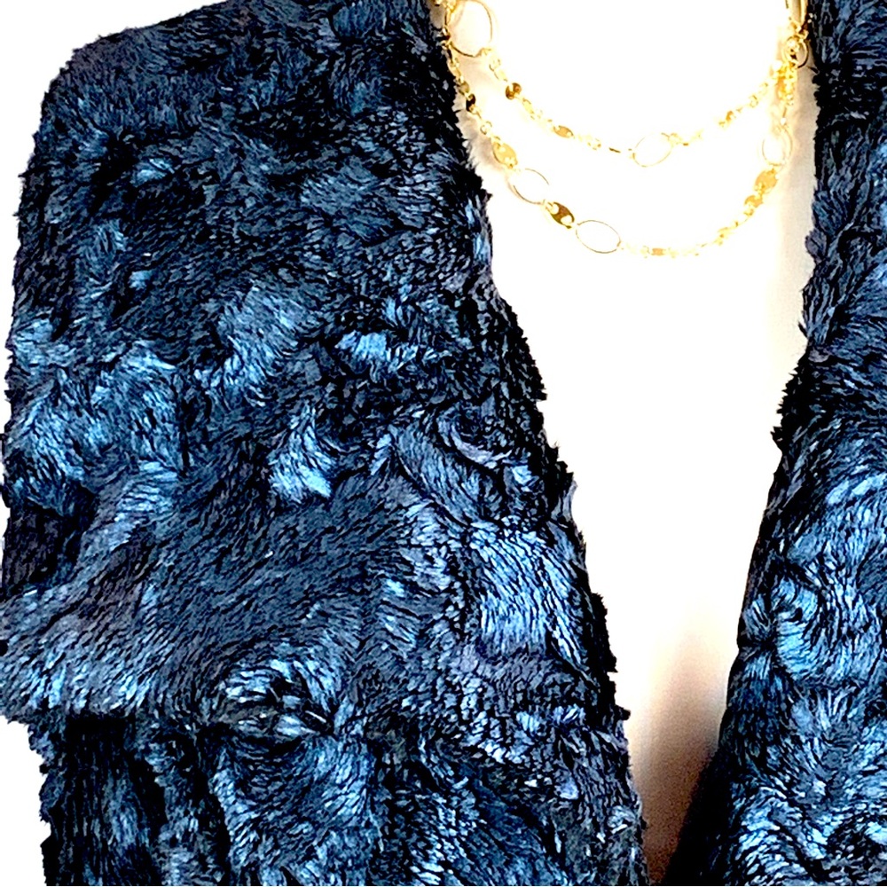 Katherine Barclay Cobalt Faux Fur Montreal Deep Blue Waterfall Vest Medium - Picture 12 of 16